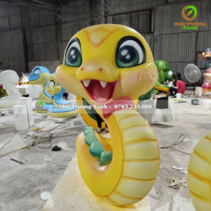 LINH VẬT RẮN ẤT TỴ 2025 – Mô hình linh vật rắn 2025 – Tượng rắn – Môi Trường Xanh