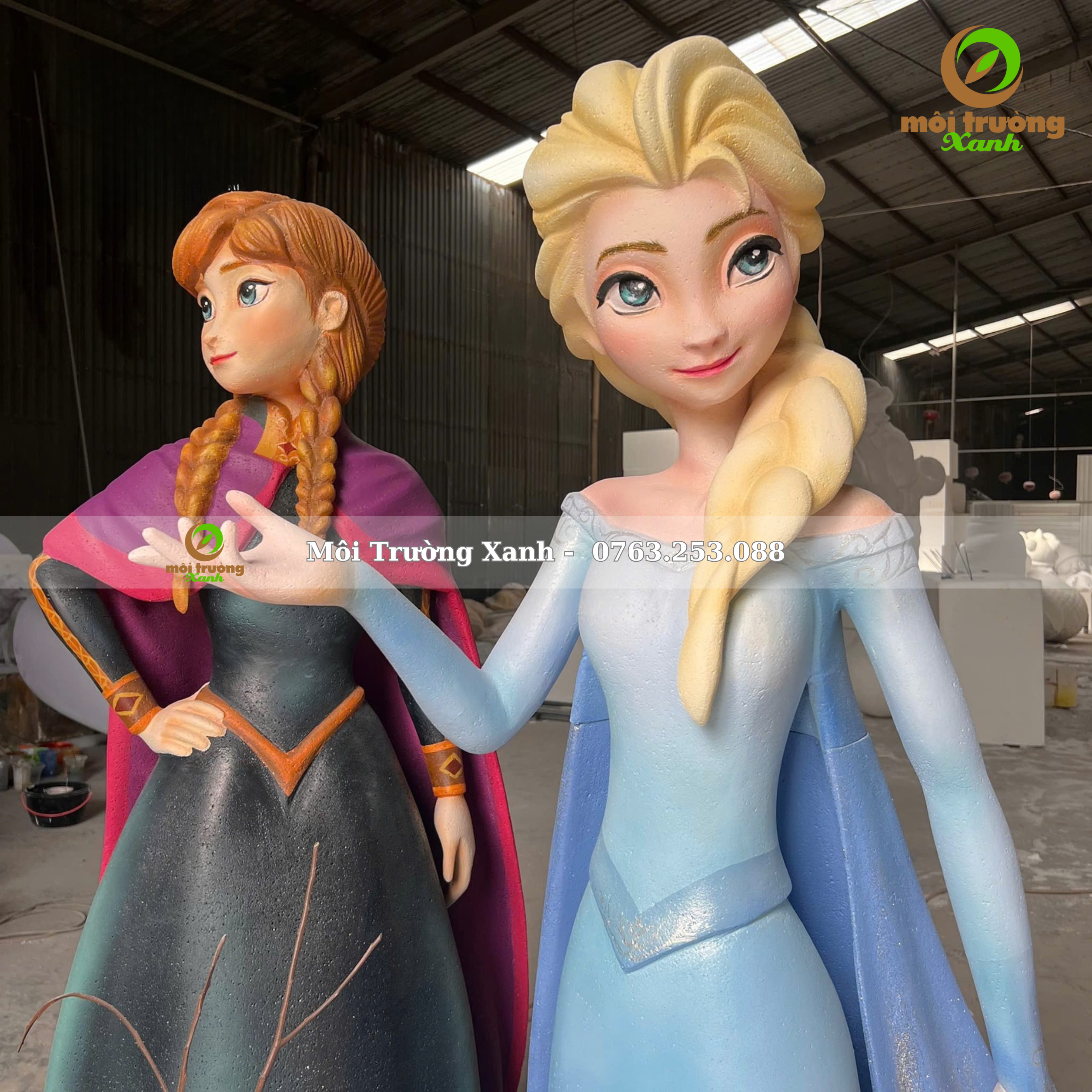 BỘ TƯỢNG NỮ HOÀNG BĂNG GIÁ MÚT XỐP