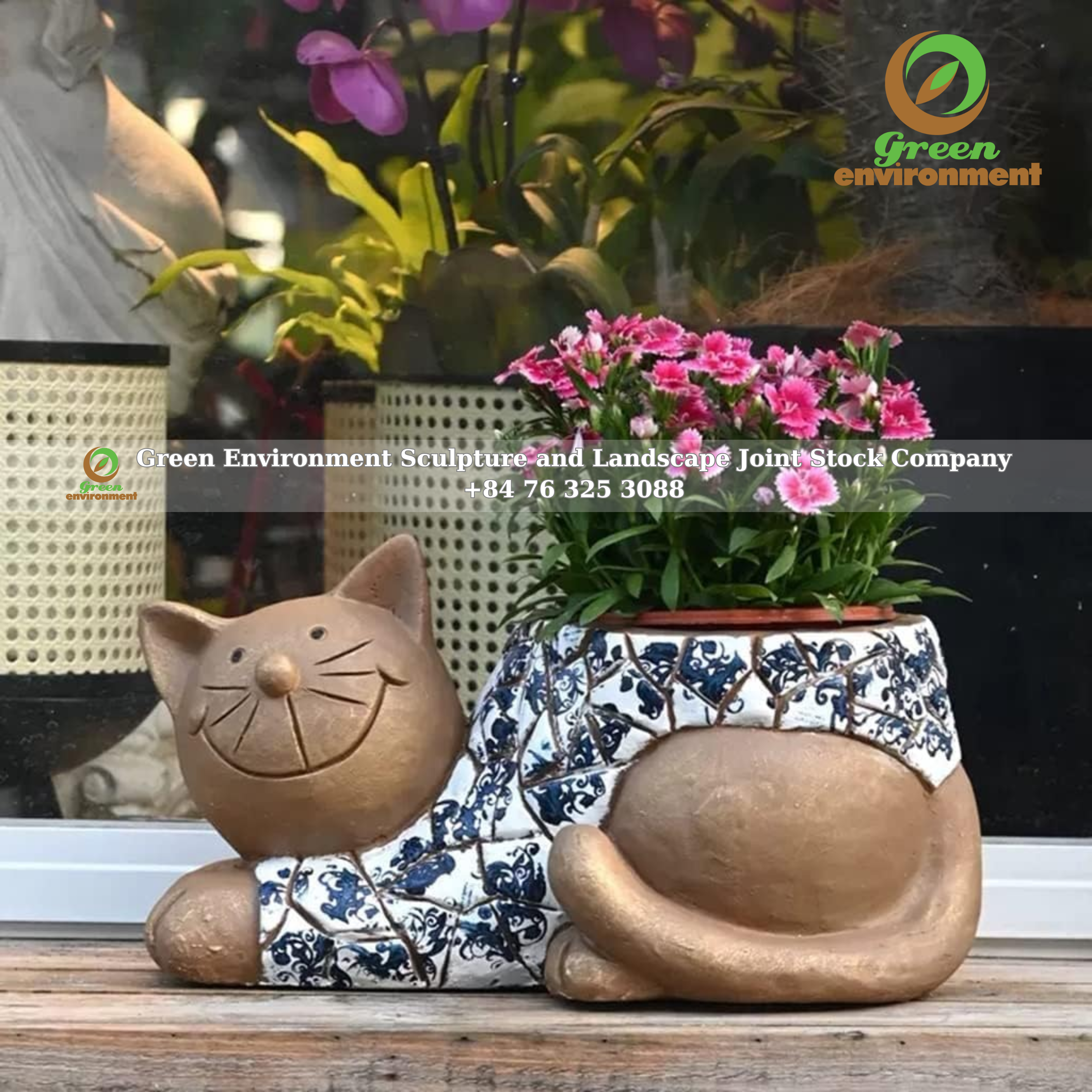 Kitten Flower Pot Statue