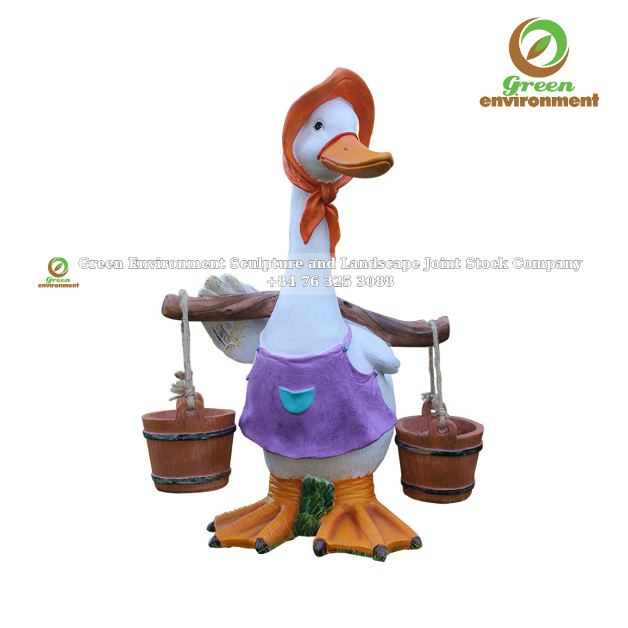 GARDENING DUCK STATUE