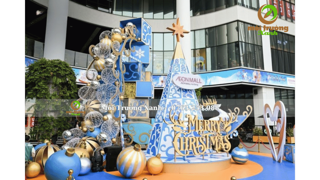 TRANG TRÍ GIÁNG SINH NGOÀI TRỜI 