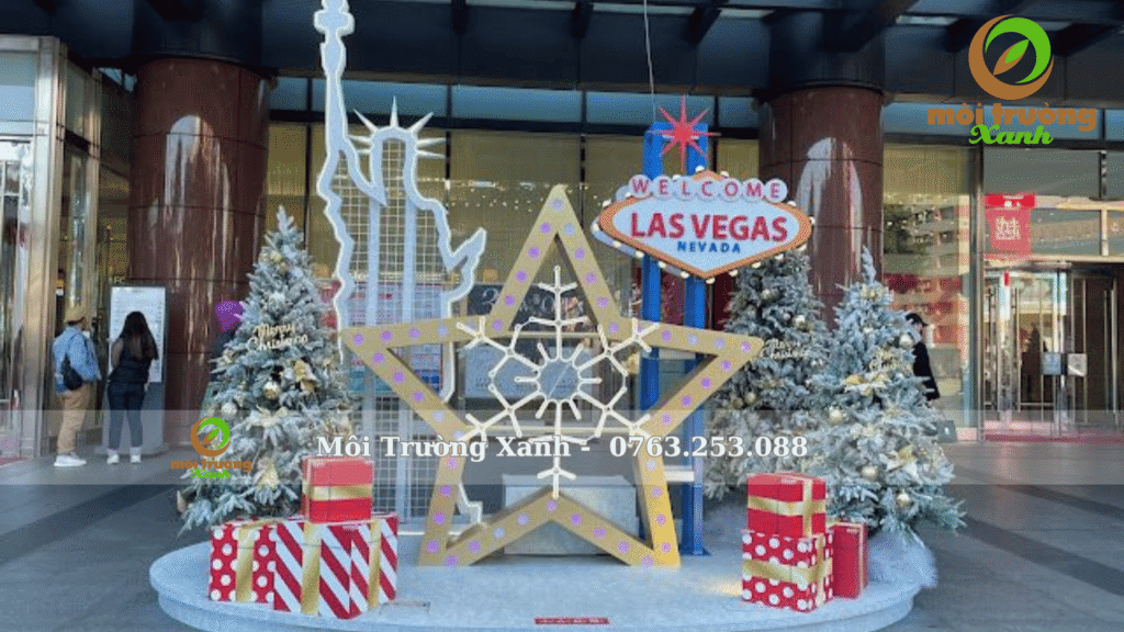 TRANG TRÍ GIÁNG SINH NGOÀI TRỜI 