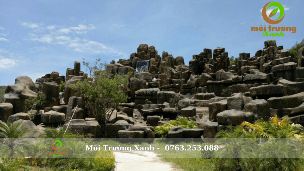 Thiết Kế Núi Thác Nhân Tạo