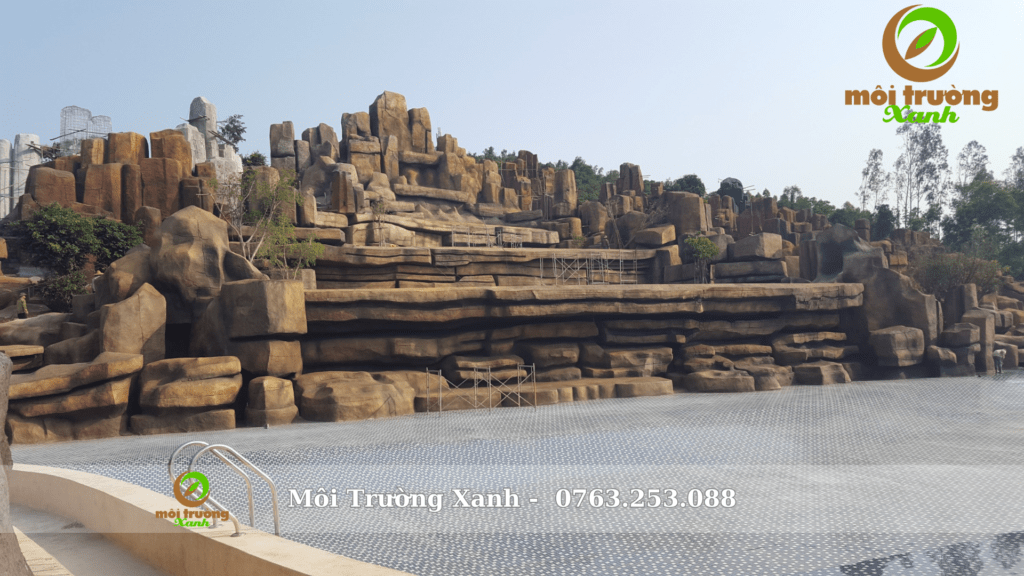 núi thác nhân tạo