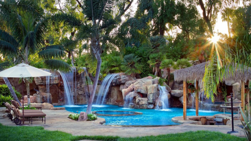 Thi Công Cảnh Quan Resort Gồm Những Gì? Các Hạng Mục Quan Trọng Cần Biết 3 quy trình thi công núi thác