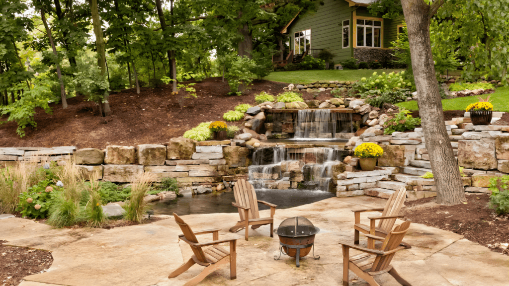 Núi thác nhân tạo sân vườn